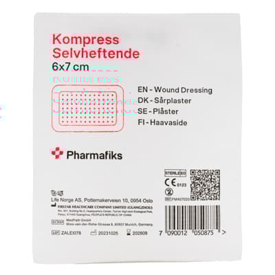FM407020 Kompress Selvheftende Pharmafiks 6x7cm_front .JPG
