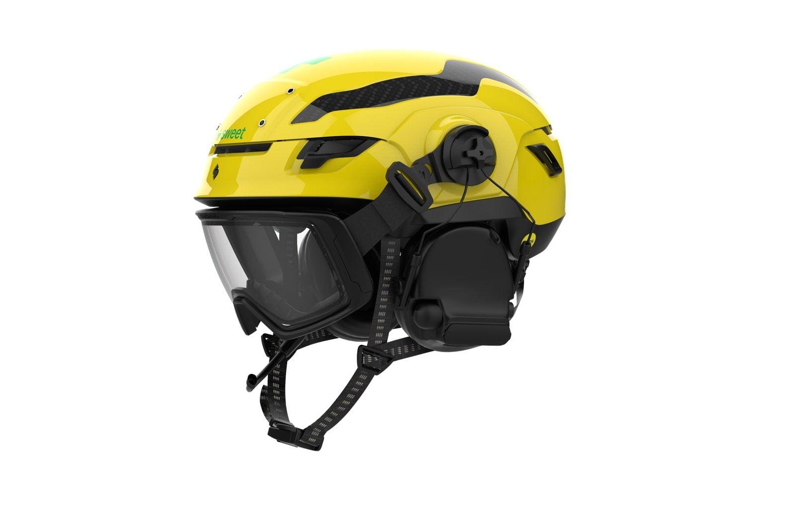 ascender-sar-front-side-accessories.jpg